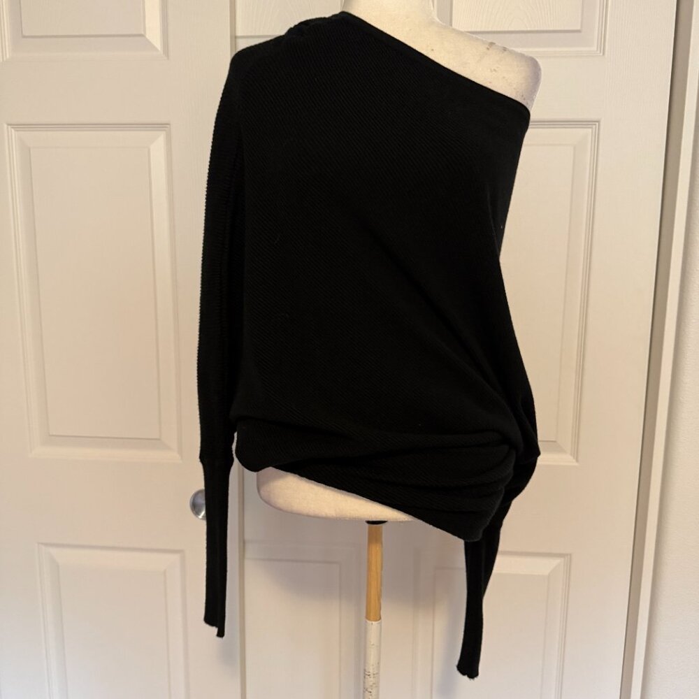 VICI Black Ribbed Knit Off Shoulder Oversized Sweater Sz M - Picture 2 of 6